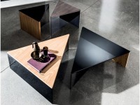 REGOLO triangular coffee table - 2