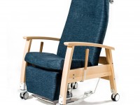 GAVOTA D1 wheelchair with operator positioning - 2