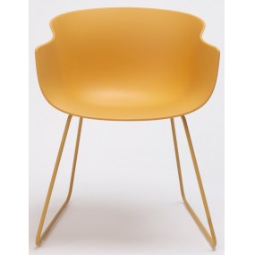 BAI chair with slatted base
