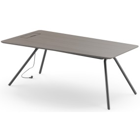 Pracovný stôl ARQUS s pravou zužujúcou sa doskou - rôzne veľkosti