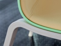 Židle EPOCA EP2 s dřevěnou podnoží - částečně polstrovaná - 3