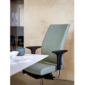 CREED chair - partly upholstered with high backrest