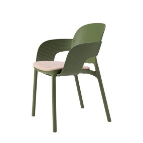 HUG chair - with armrests and upholstered seat