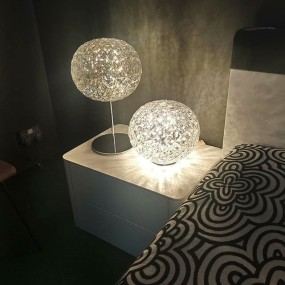 Table lamp Planet, high - transparent