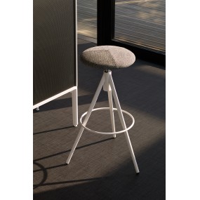 WIL height adjustable bar stool