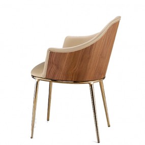 Lea chair with armrests and wooden shell