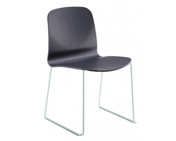 Drevená stolička LIÙ, lamelová podnož