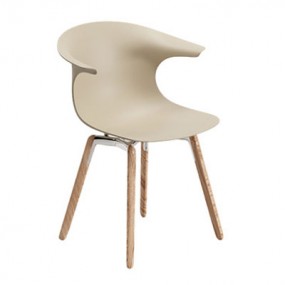 LOOP MONO chair with wooden base