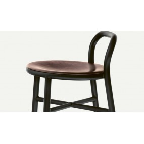 Barová stolička PIPE s tmavým dreveným sedadlom nízka - čierna