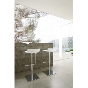 MICRO X height adjustable bar stool