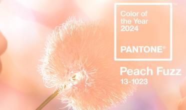 Barva roku 2024: Peach Fuzz nabízí hřejivé objetí i pocit sounáležitosti