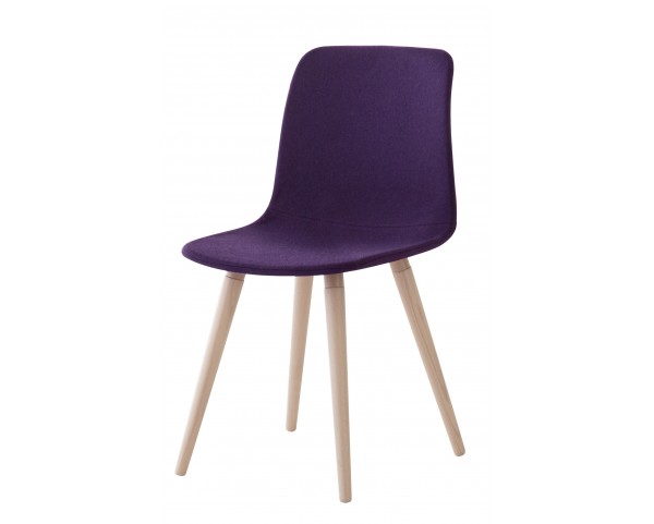 POD chair with beech base