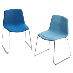 Upholstered chair with armrests and slatted base STRATOS 1151