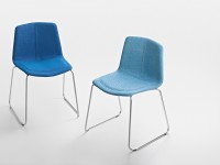 Upholstered chair with armrests and slatted base STRATOS 1151 - 3