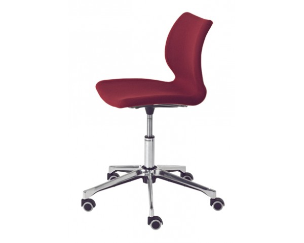 Chair UNI 558 upholstered with wheels